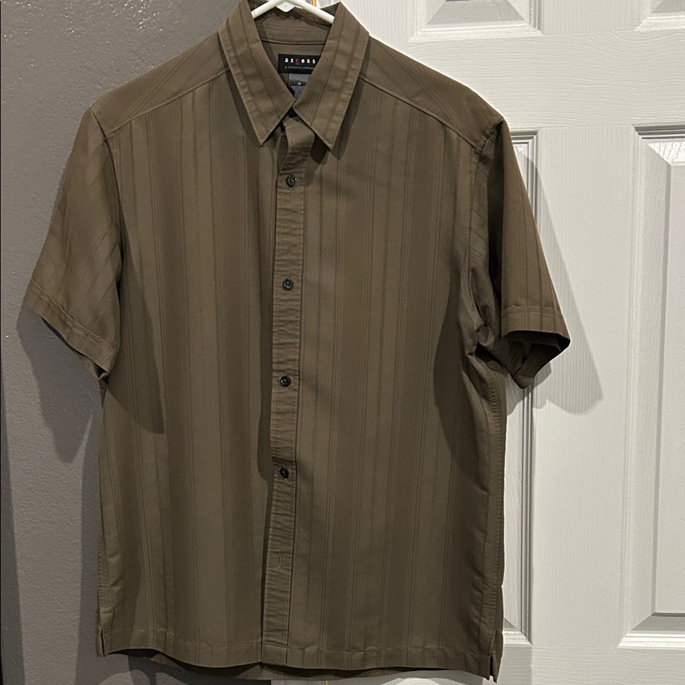 Axcess button down - Picture 1 of 2